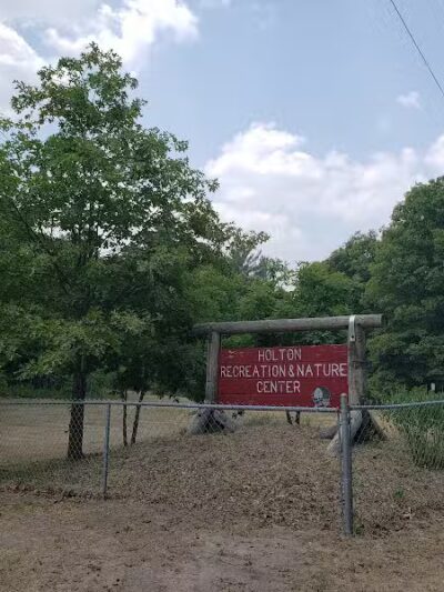 Holton Township Park - Holton,