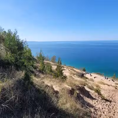 Empire Bluff Scenic Lookout - Honor,