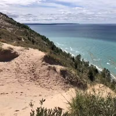 Empire Bluff Trail - Honor,