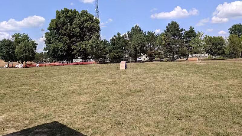Countryside Veterinary Dog Park - Howell, MI