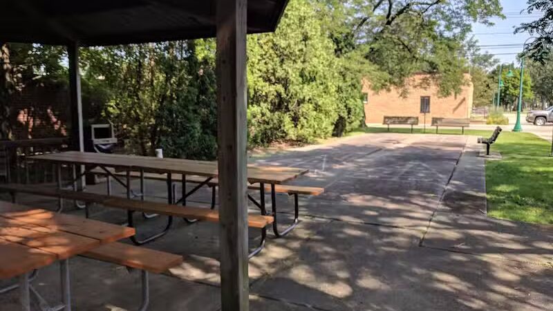 Gordon L. Hassig Senior Park - Huntington Woods,