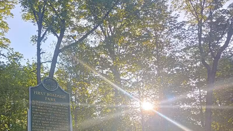 Larson Roadside Park - Iron River,