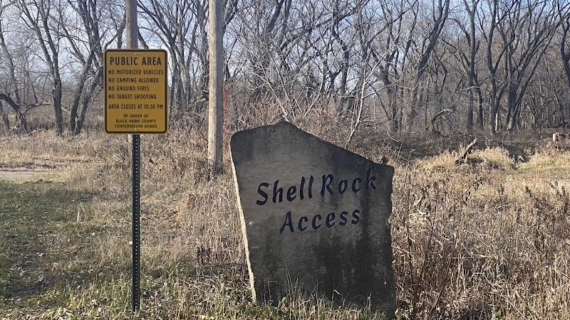 Shell Rock Access Area - Janesville, IA