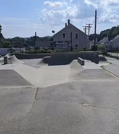 Griswold Park & Rec: Jewett City Skate Park - Jewett City, CT