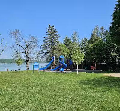 William Good Day Park - Kewadin,