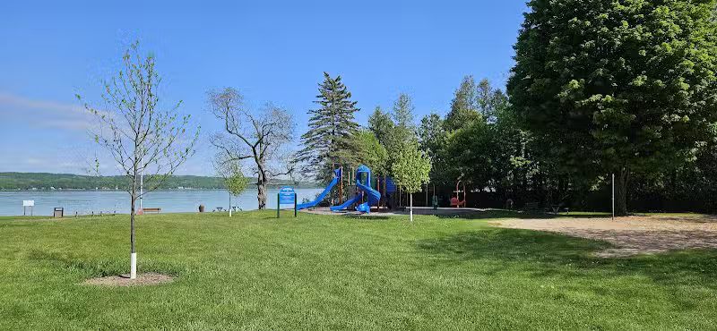 William Good Day Park - Kewadin,