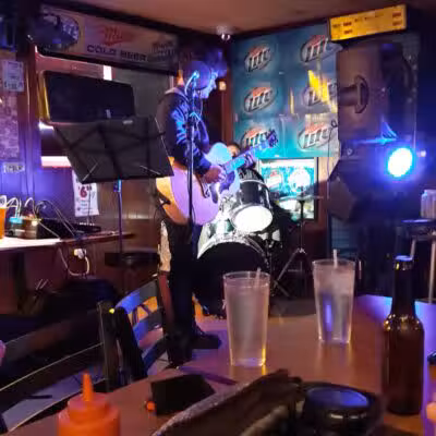 La Salle Bar - La Salle,