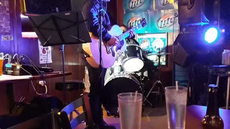 La Salle Bar - La Salle,