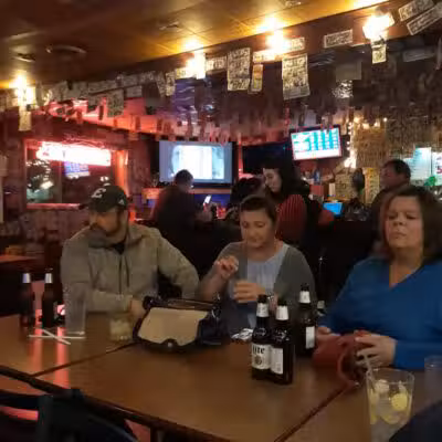 La Salle Bar - La Salle,