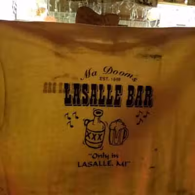 La Salle Bar - La Salle,