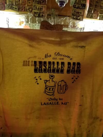 La Salle Bar - La Salle,