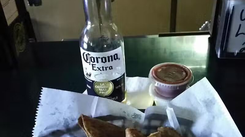 La Salle Bar - La Salle,