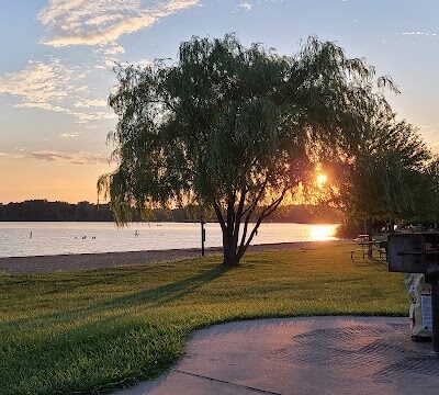Sleepy Hollow State Park - Parking Lot - South East - Laingsburg,