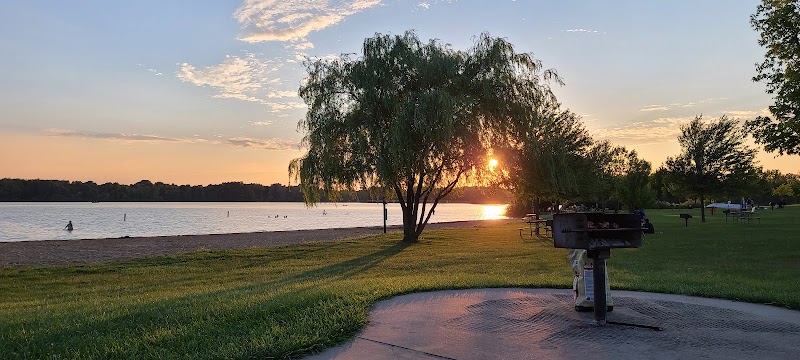 Sleepy Hollow State Park - Parking Lot - South East - Laingsburg,