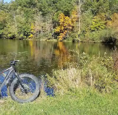 Bald Mountain Trail Head - Lake Orion, MI