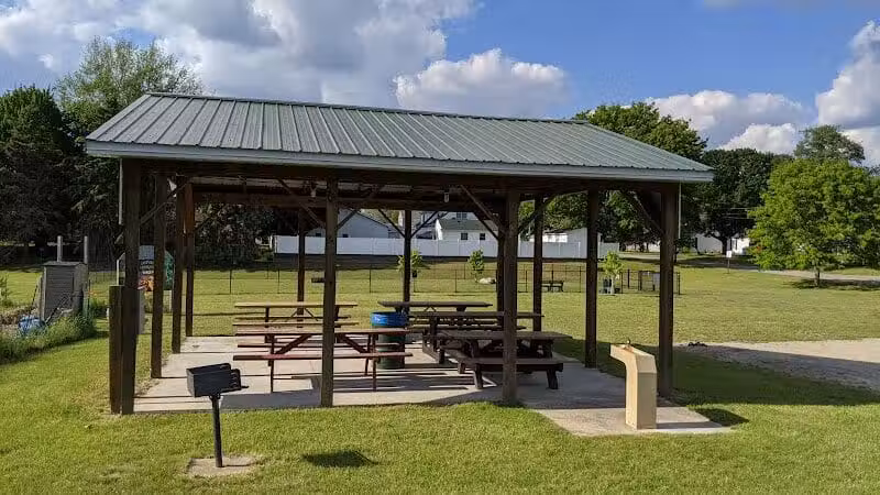 Ruby Wiseman Memorial Park - Lakeview,
