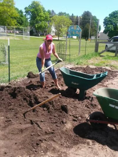 Ruby Wiseman Memorial Park - Lakeview,