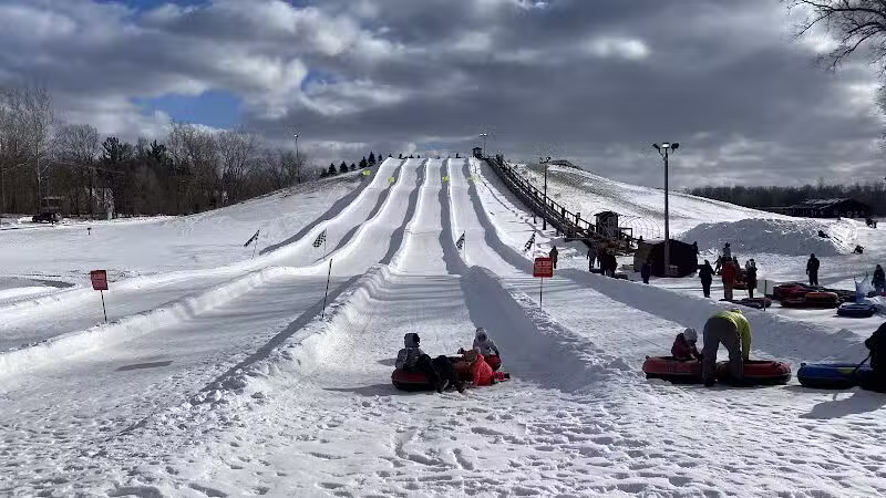 Hawk Island Park - Lansing,
