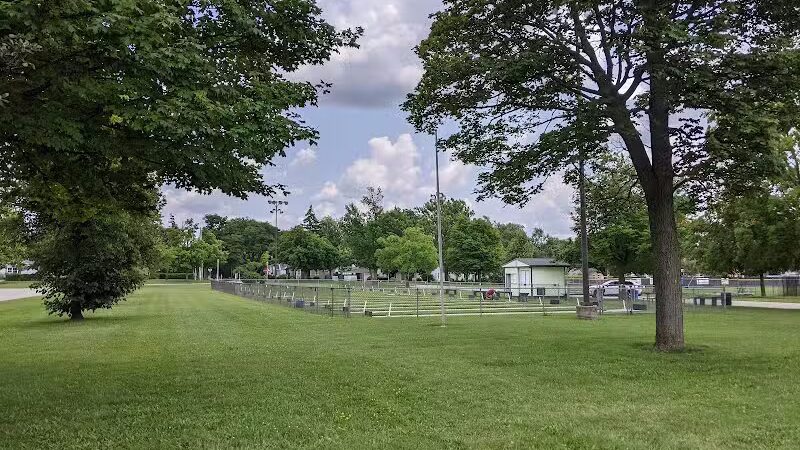 R & D Wilson Park - Lansing,