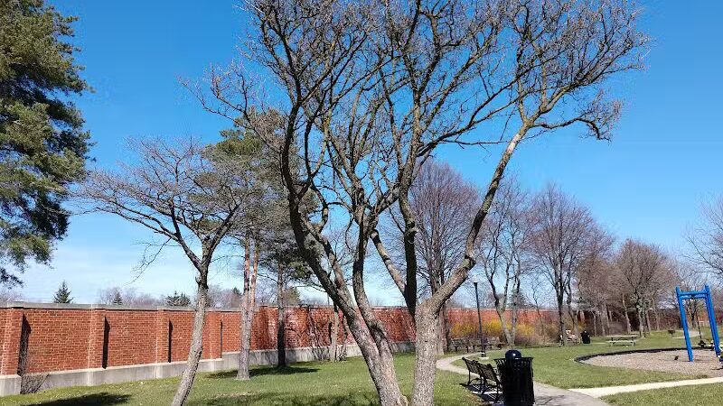 Goldengate park - Lathrup Village,