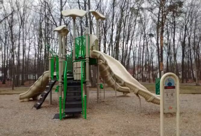 Bedford Neighborhood Park MNCPPC - Laurel, MD