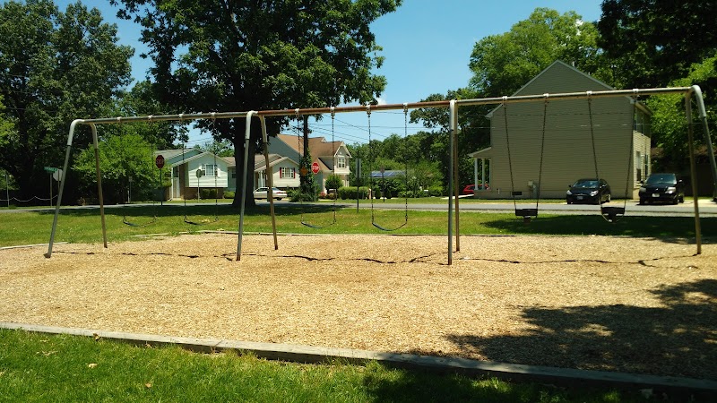 Oakcrest Laurel Park - Laurel, MD