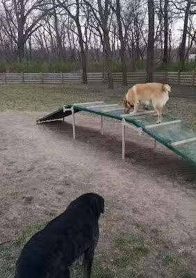 Leawoof Dog Park - Leawood, KS