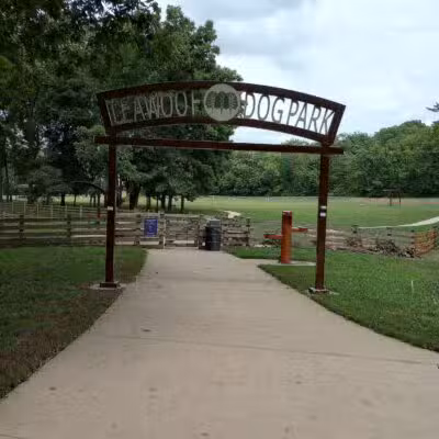 Leawoof Dog Park - Leawood, KS