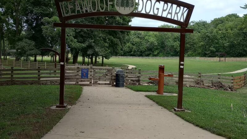 Leawoof Dog Park - Leawood, KS