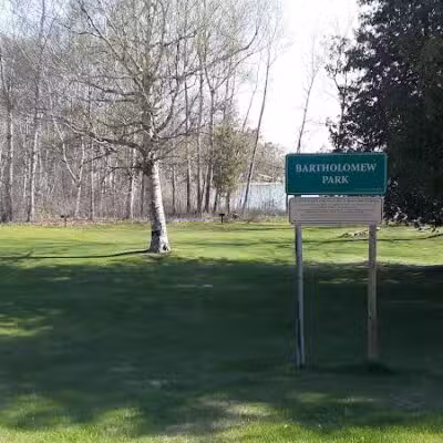 Nedows Bay - Leland,