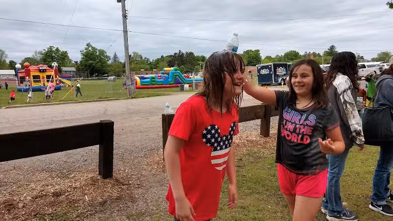 Russell Park - Leslie,