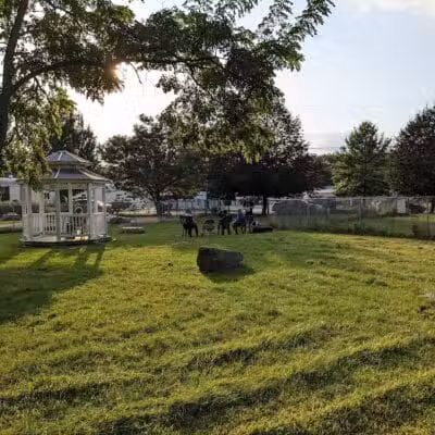 Robin's Garden & Dog Park - Lewiston, MI