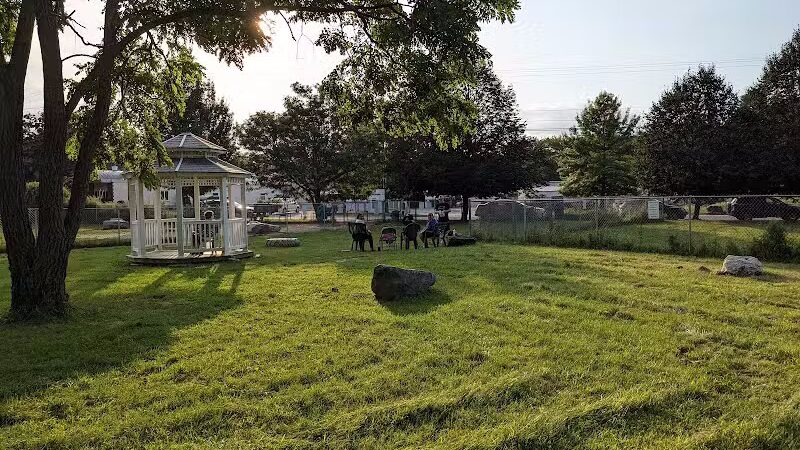 Robin's Garden & Dog Park - Lewiston, MI