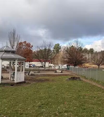 Robin's Garden & Dog Park - Lewiston, MI