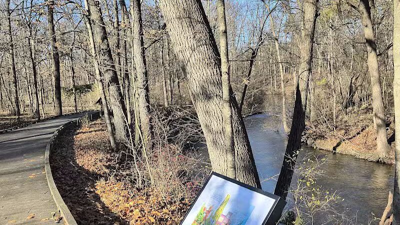 Eagle's Wooden Park - Linden,