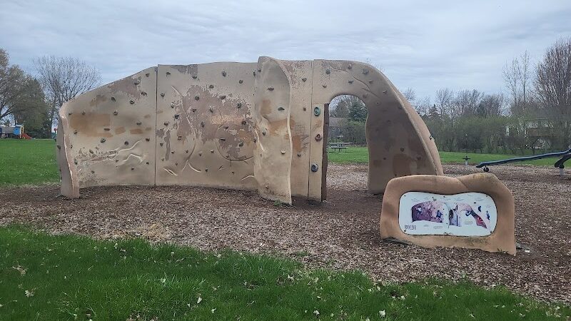 Town and Country Park - Lindstrom, MN