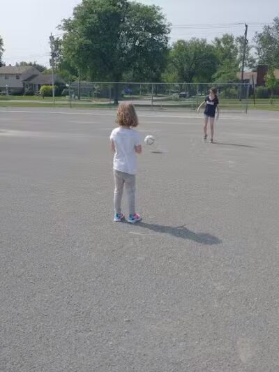 Compton Park - Livonia,