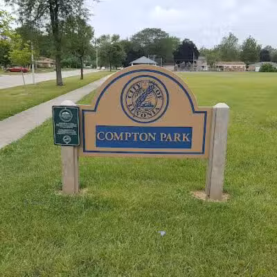 Compton Park - Livonia,