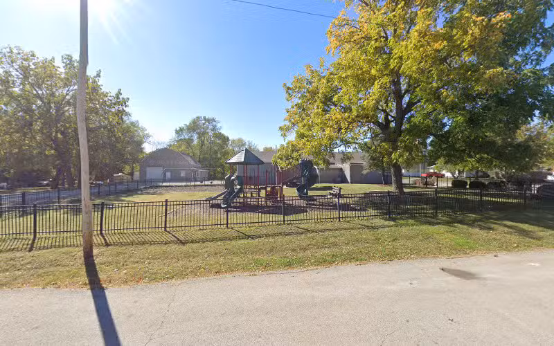 Olde Town Hendrickson Park - Lone Jack, MO
