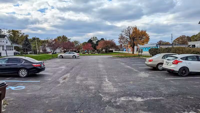 Public Parking Luna Pier - Luna Pier,
