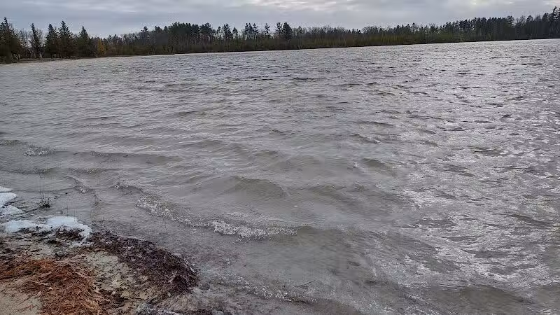 Grousehaven Lake Boat Ramp - Lupton,