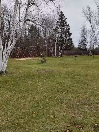 Grousehaven Lake Boat Ramp - Lupton,
