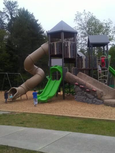 Comstock Nelson Community Park - Luzerne,