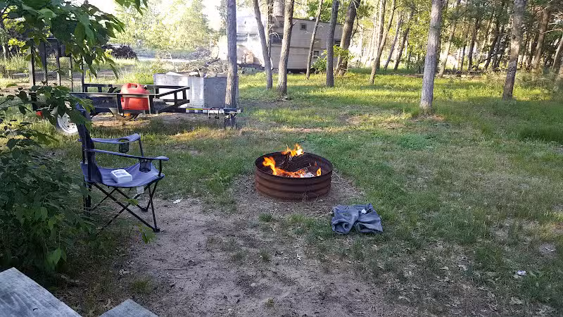 Luzerne Express Campground - Luzerne,