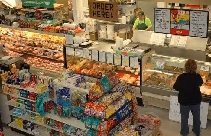 Luzerne Express Campground - Luzerne,