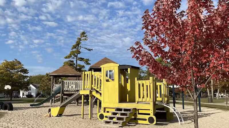 Old School Park - Mackinaw City,