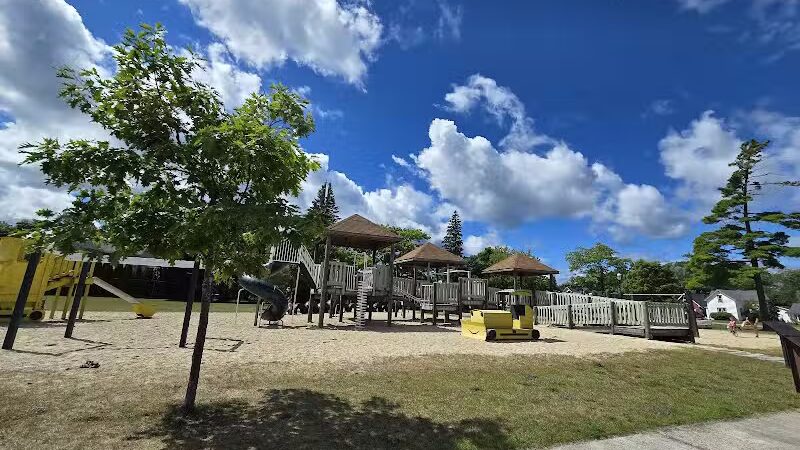 Old School Park - Mackinaw City,
