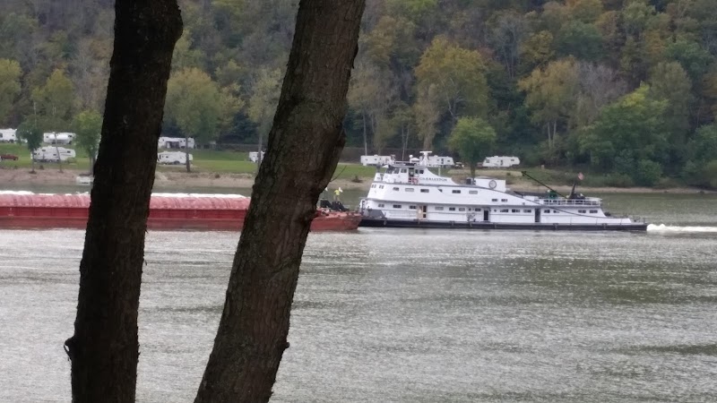 Madison Riverfront Dog Park - Madison, IN