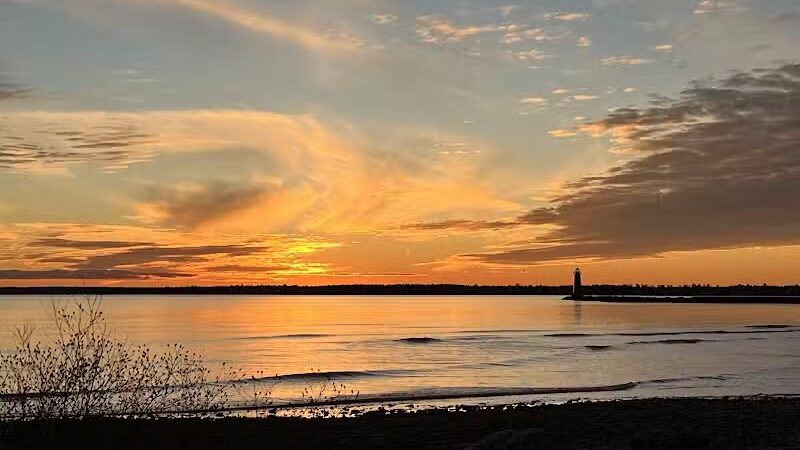 Lakeview Park - Manistique,