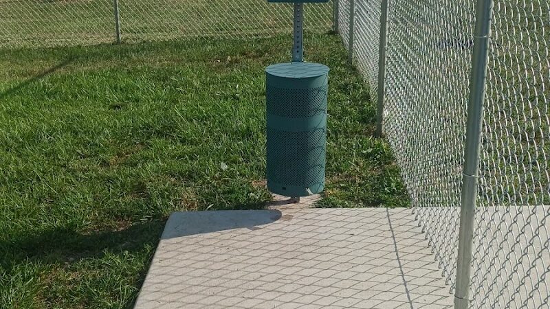 Prairie Dogs Dog Park - Maple Hill, KS
